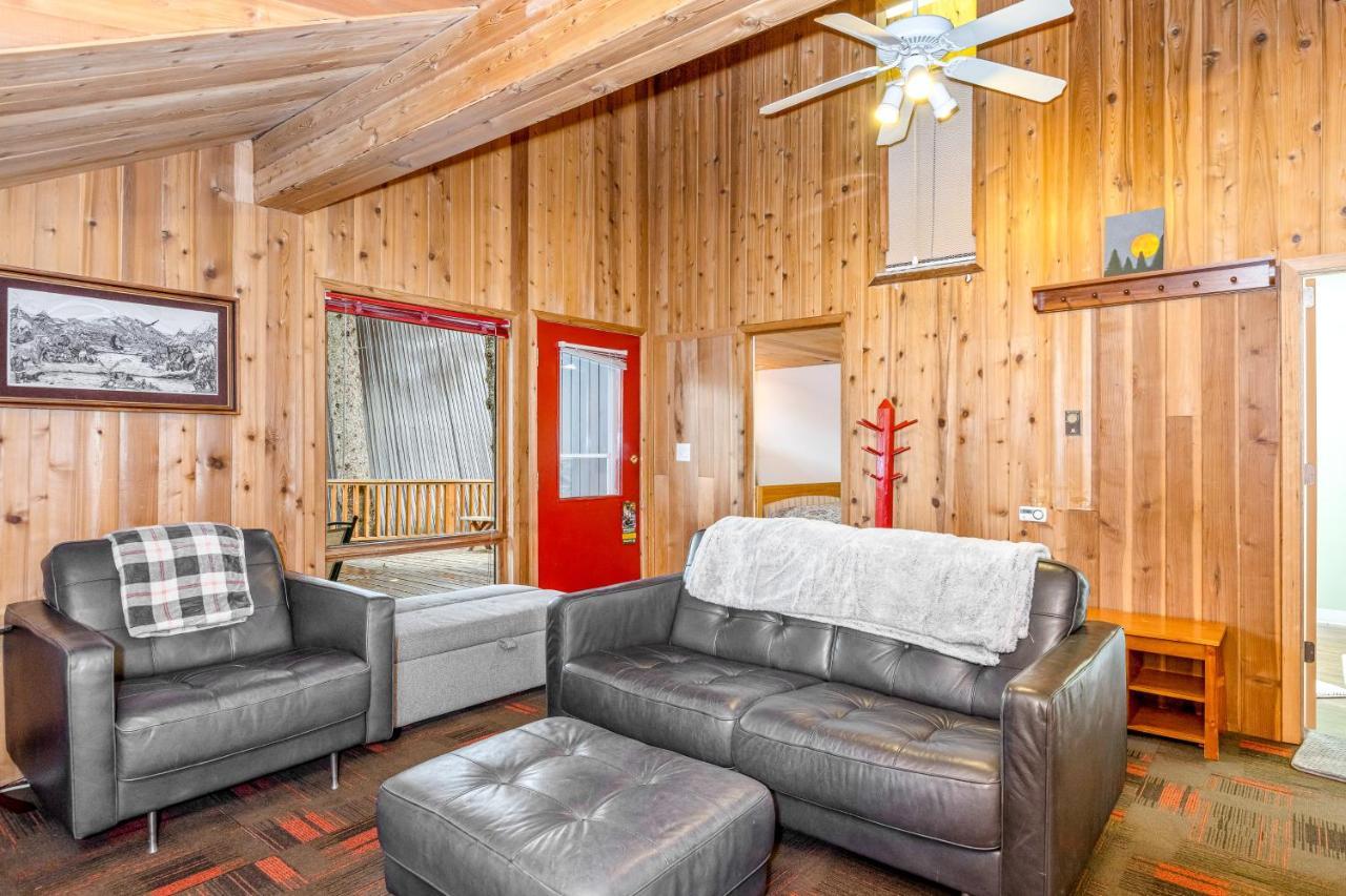 Alpine Meadows Cabin Гирдвуд Экстерьер фото