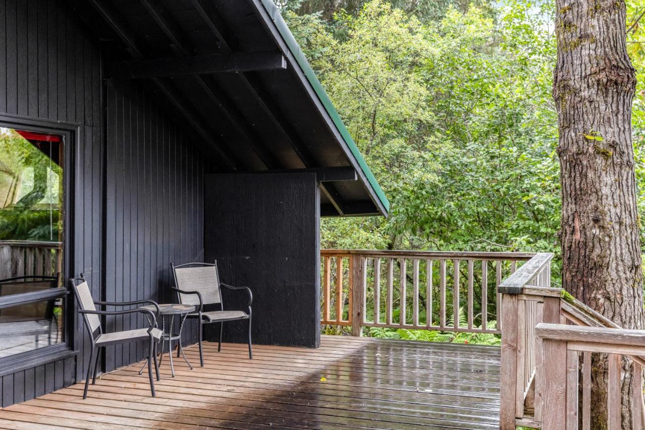 Alpine Meadows Cabin Гирдвуд Экстерьер фото